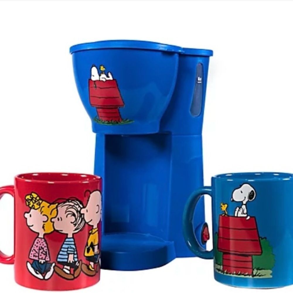 Peanuts coffee maker